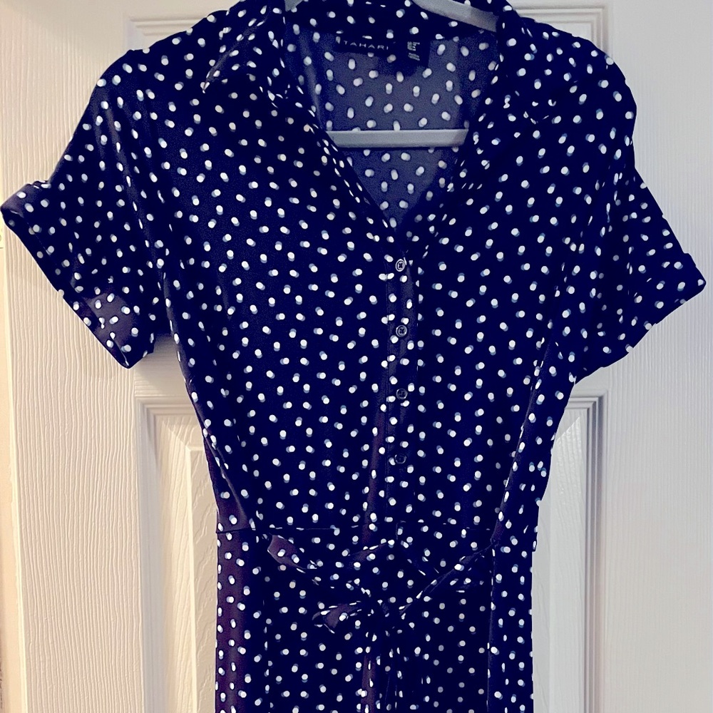 Tahari Dress size Medium. Navy blue with polka dots, collar & tie back or front.